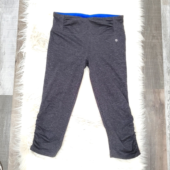 Tangerine cropped leggings with side zippers - Picture 1 of 10